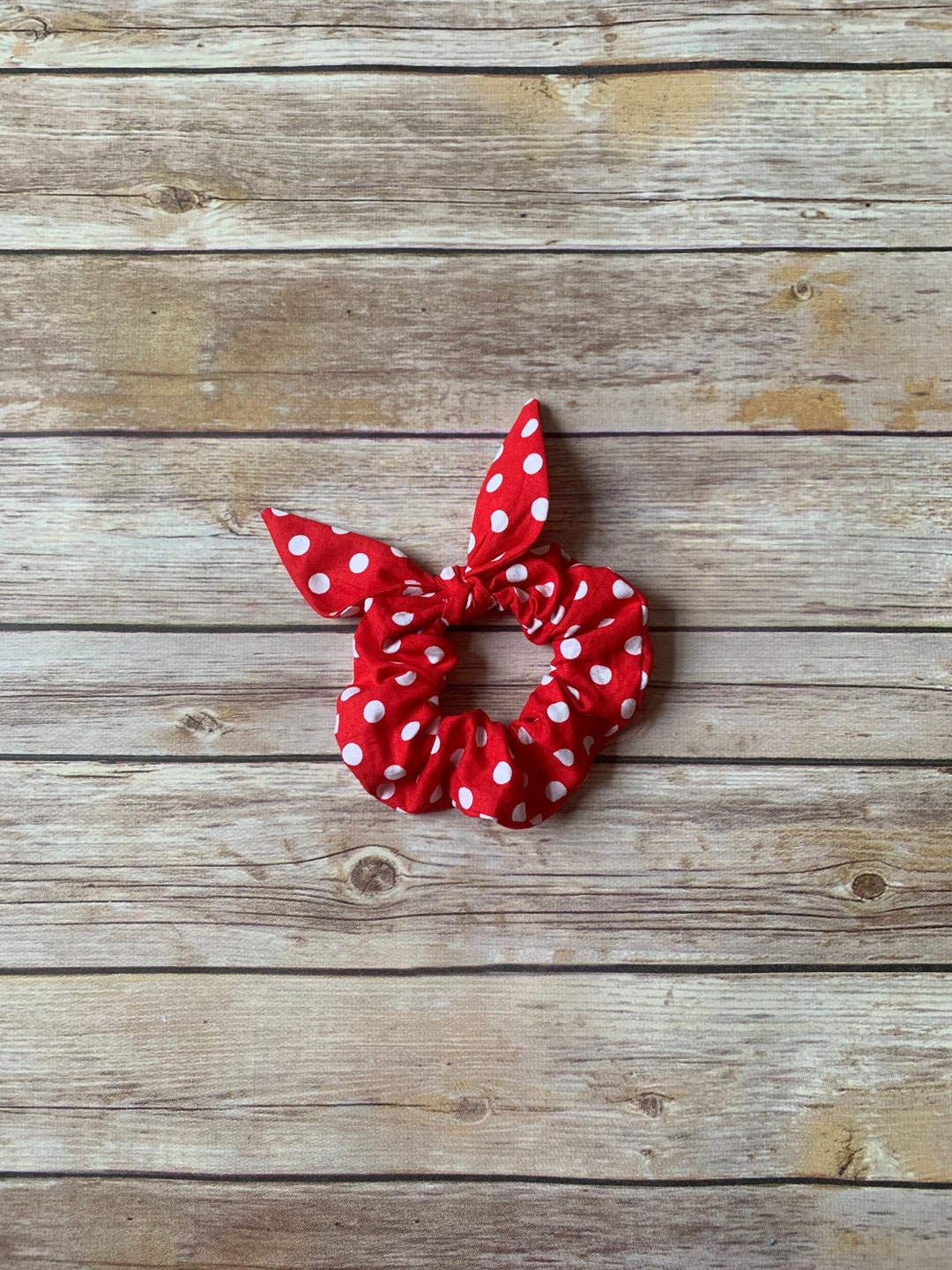 Red and White Polka-dot Minnie Mouse Scrunchie With Bow/ Minnie Mouse ...
