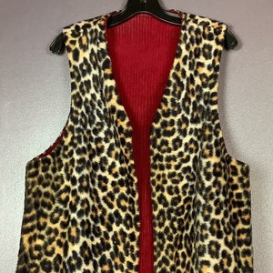 Long leopard vest hotsell