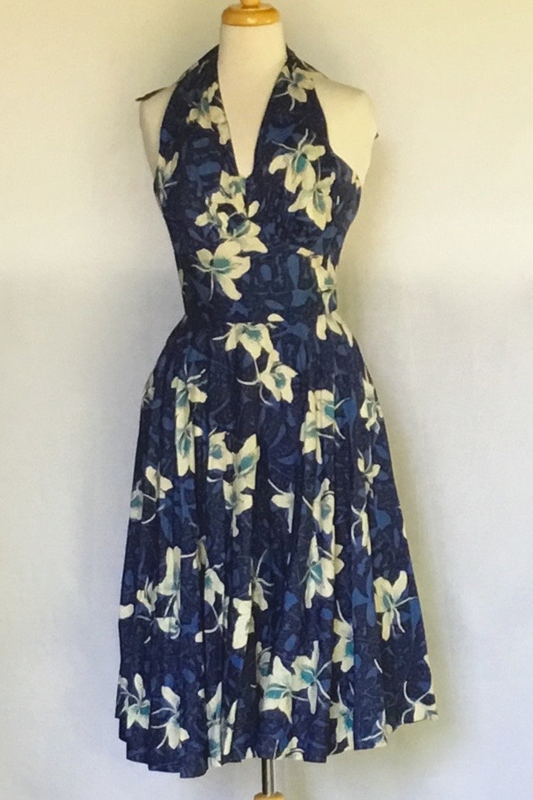 Vintage 1950s Hawaiian Print Halter Sundress - Etsy