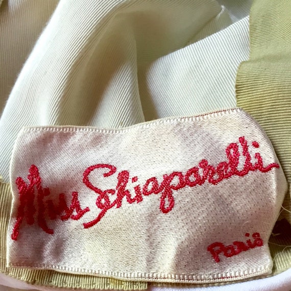 Vintage 1960s Ladies White Miss Schiaparelli Hat - image 4