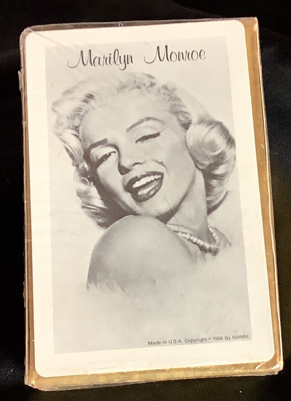 Marilyn Monroe (NMMM, 1963). Trade Cards (20) (2.5 X 3.5)., Lot #52195