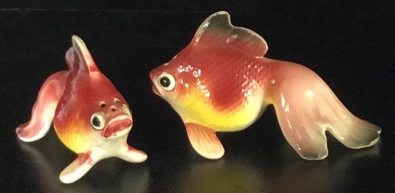 Vintage 1950s Fish Salt and Pepper Shakers