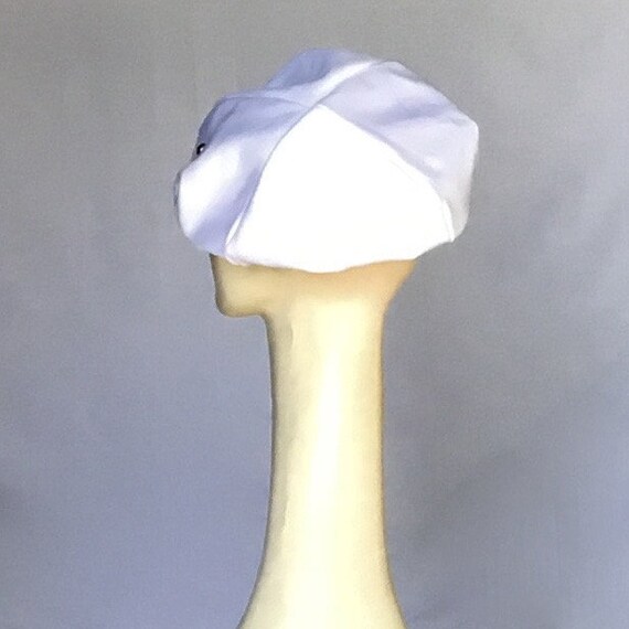 Vintage 1960s Ladies White Miss Schiaparelli Hat - image 2