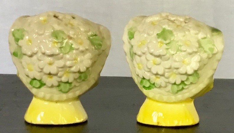 Vintage 1950s Winking Daisy Kitty Salt and Pepper Shakers - Etsy
