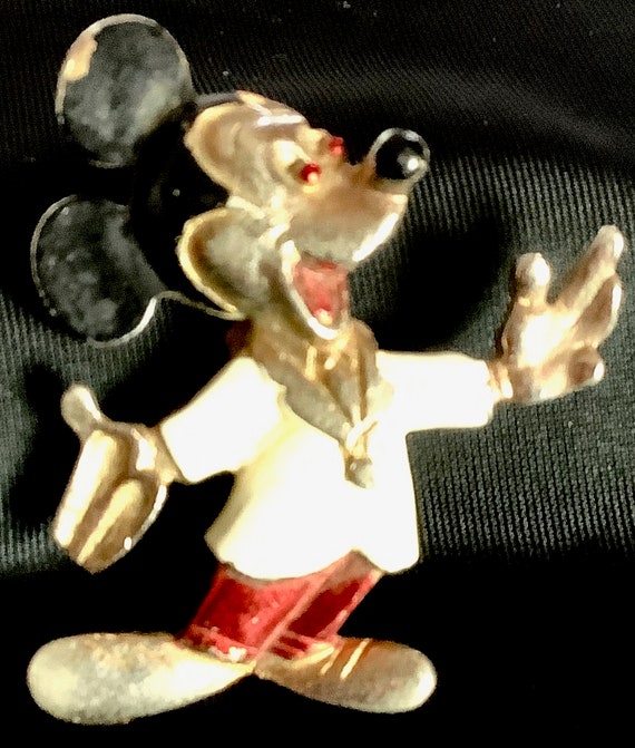 Vintage Walt Disney Productions Mickey Mouse Pin