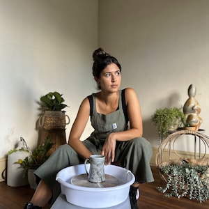 Green Durable cotton canvas pottery apron ceramic apron throwing apron clay apron “walking apron” Because it has legs!