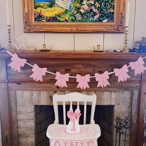Bow banner - available with 7 bows or 10.