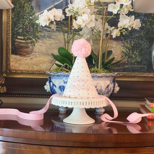 Cake Smash Hat First Birthday Girl Keepsake Memory Item Toddler Party Cone Pastel Celebration Prop Baby Milestone Photo Shoot Infant Crown