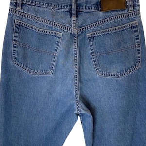 90s Tommy Hilfiger jeans, size W33 L32, vintage jeans, denim blue wash jeans, 90s wide leg denim, baggy jeans, 100% cotton, relaxed fit