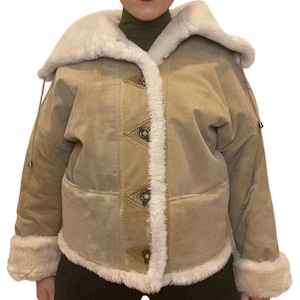 Veste en daim des années 80, manteau en daim authentique beige avec doublure en fausse fourrure, petite taille, vestes et manteaux, ski des années 80, nubuck, beige, aviateur