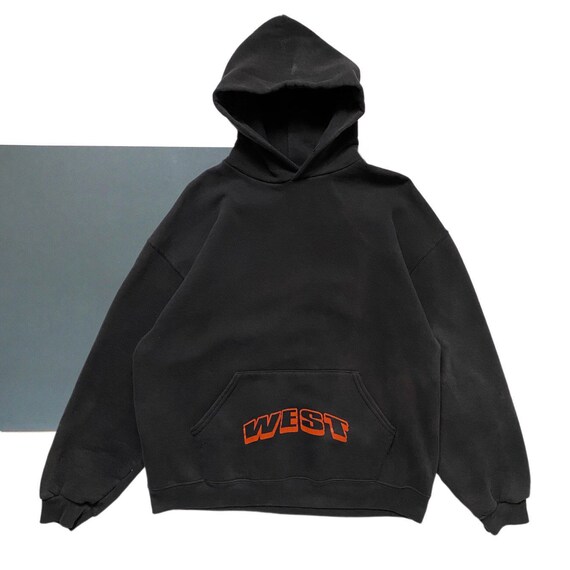 Vintage Russell Athletic Hoodie - Size L