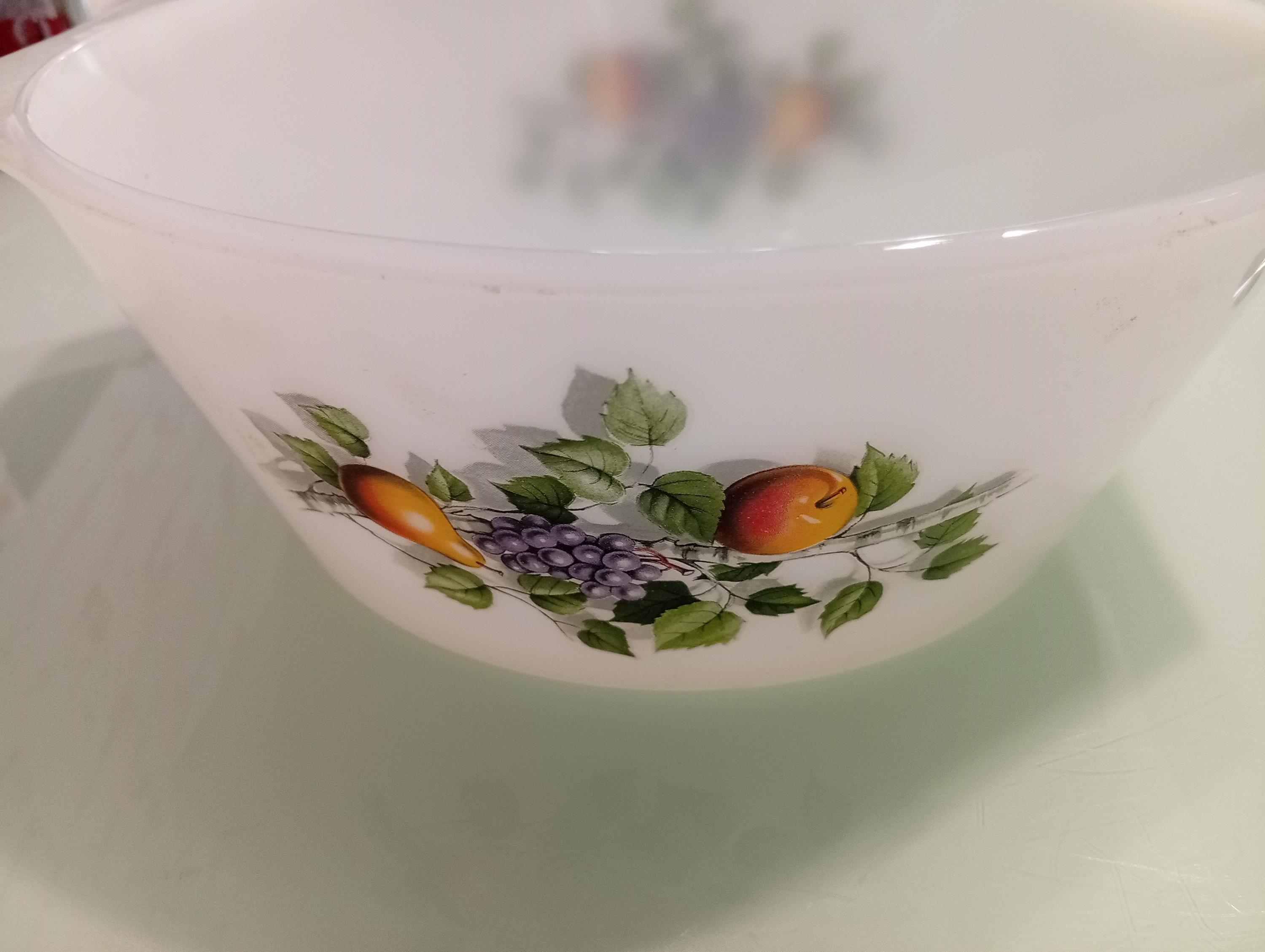 Plat Rond Creux Ancien Modèle Iris Fleurs Signé Sarreguemines Vaisselle Vintage Diner Annee 40 50