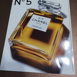 Carte publicitaire format carte Postale Numéro 5 de Chanel Vintage