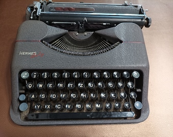 Machine à écrire Hermès Baby Suisse Années 40/50