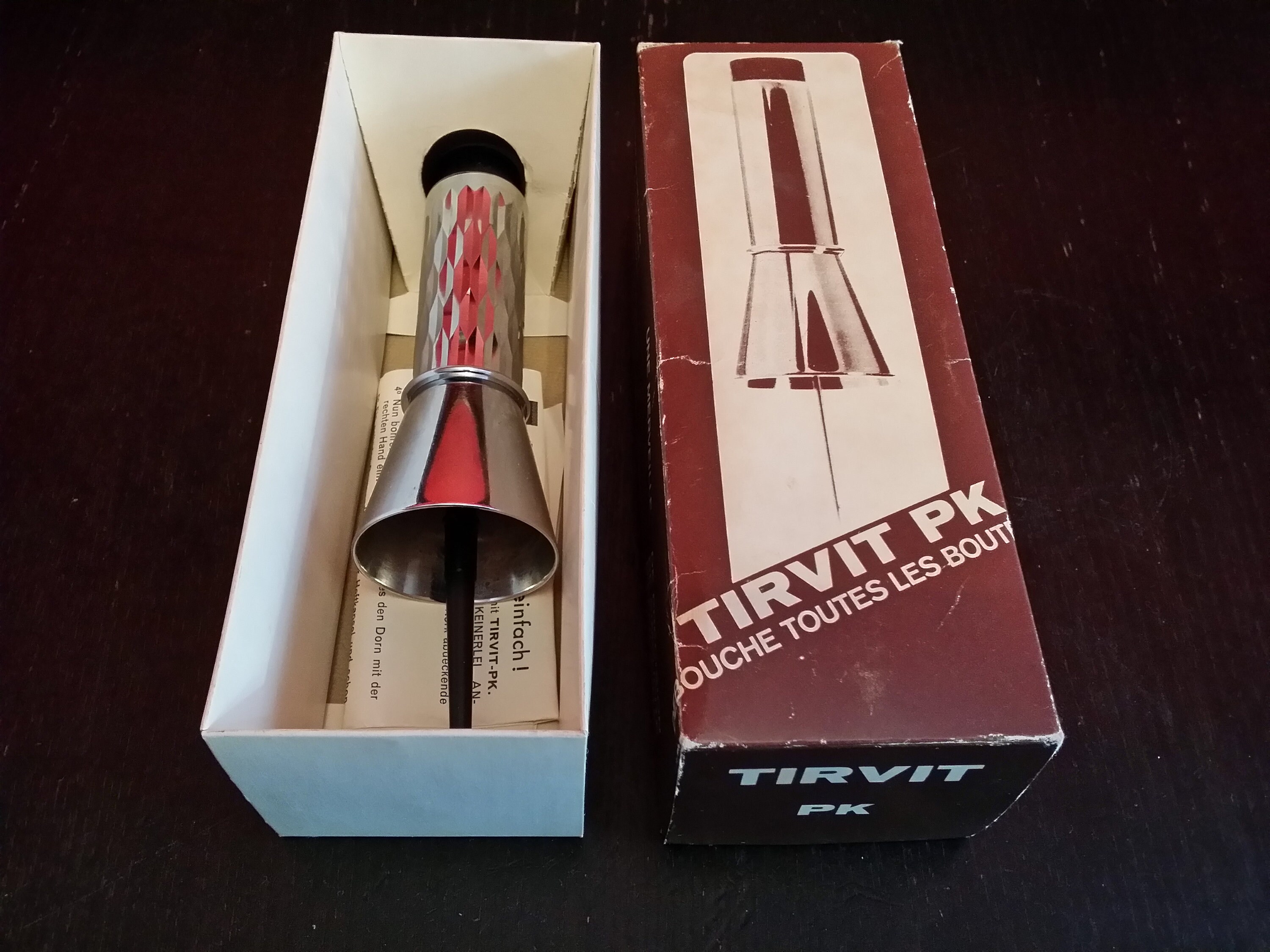 Ancien Débouche Bouteille à Aiguille Années 70 Marque Tirvit Pk