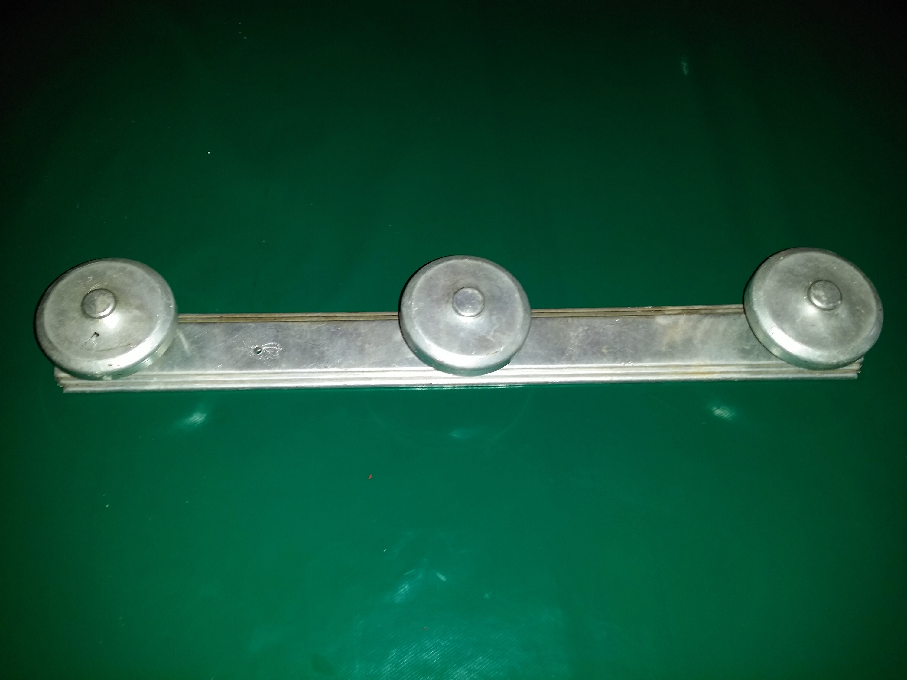 Ancienne Patere Plots Art Deco Alu