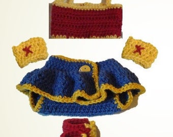 Modello di vestito all'uncinetto per neonato Wonder Women (modello digitale)