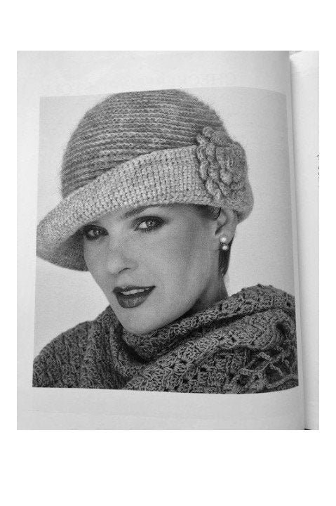 Perverze Scalloped Crochet Headdress 帽子 Perverze Scalloped Crochet Headdress 帽子
