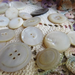 20 plus mother pf pearl buttons, 1800's to 1960's various sizes, medium to large, shank and sew through image 3