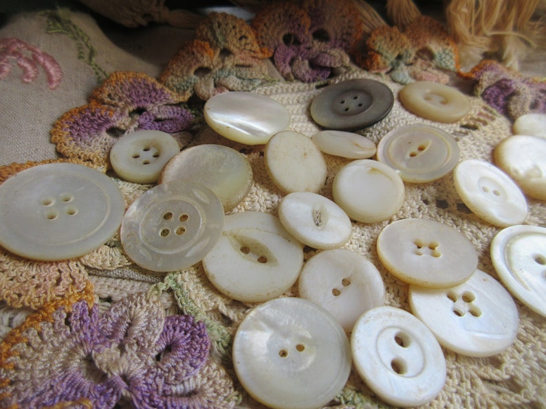 20 plus mother pf pearl buttons, 1800's to 1960's various sizes, medium to large, shank and sew through image 2