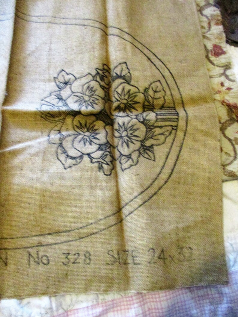 1940's Burlap Rug Hooking Pattern, Eaton's, Oval Design, Floral With Border, 24 by 32 Inches