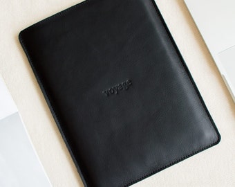 Kindle sleeve, Kindle Oasis leather sleeve, Paperwhite Case, Kindle paperwhite case 11th generation // PELTA (Black & Navy Blue)