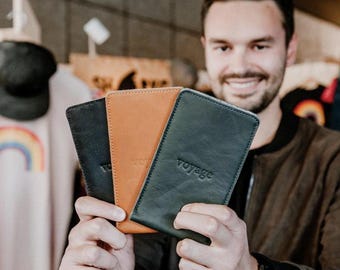 Leather iPhone 17 Air Sleeve: Wool Felt interior, Slim Fit, Personalized