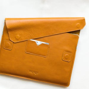 Leather Sleeve for Remarkable 2 & Paper Pro: Tuscan Leather, Merino Wool Felt, Zip pocket