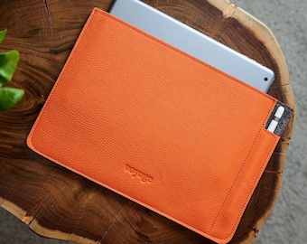 Leather Case for reMarkable 2 / Paper Pro: Merino Wool Felt Sleeve with Pen Holder