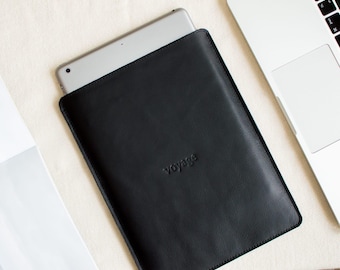 Leather Sleeve for Remarkable 2 & Paper Pro: Merino Wool Felt Lining, Pen Holder