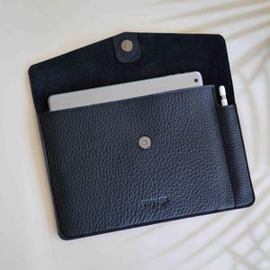 Custodia in pelle M4 per iPad Pro 13 pollici, custodia in pelle per iPad Air 11 pollici, cover per iPad Air 10.9, custodia per iPad pro 11 pollici con portapenne // Anker