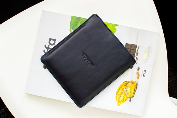 Voyage Leather Sleeve Pouch Case for  Kindle Paperwhite and Oasis Premium leather and merino wool felt Pelta Graphite color 