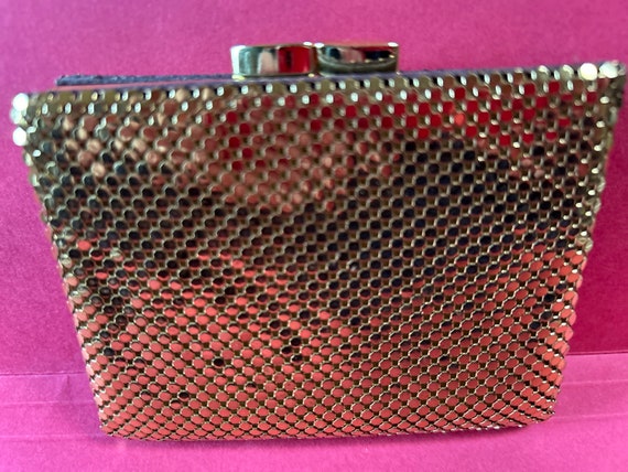 Whiting and Davis Gold Mesh Clutch Purse 1950's, … - image 7