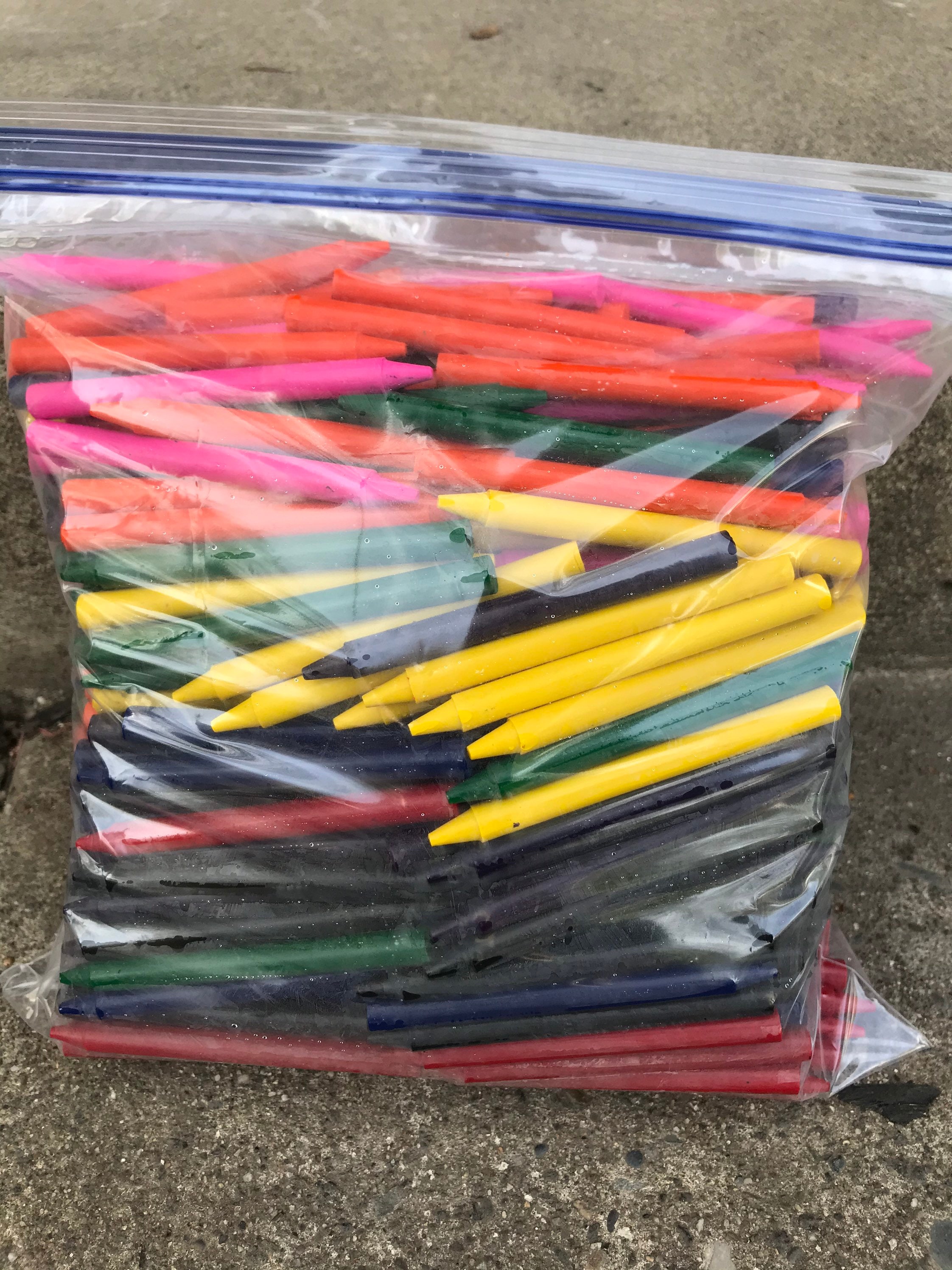 300 Colored Pencil Crayons Bulk Lot Random Preowned Crayola & Similar Mix  Get a Large Assortment of Used Art Supplies for School or Artists 
