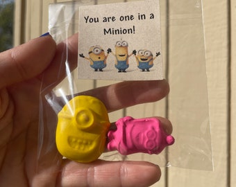 Minion Valentines // Minion Crayons // Minion Valentine Crayons // Custom Valentine Favors // Minion Favors // Classroom Valentines