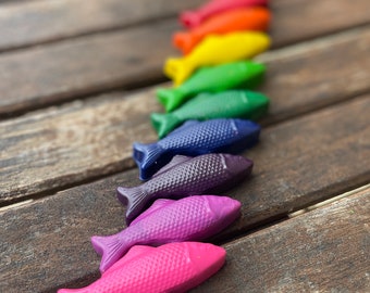 Fish Crayons // Fishing Birthday // Fishing Crayons // Ocean Birthday // Under the Sea Party // Under the Sea Birthday // Ocean Crayons