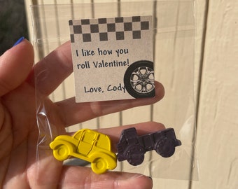 Car Valentines // Car Crayons // Kids Car Valentines // Custom Valentines Favors // Kids Valentine Favors // Crayon Valentines