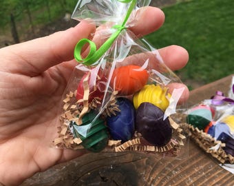 Huevo de Pascua Crayon Favor // Mini Egg Crayons // Crayon Goodie Bag // Crayon de Pascua // Cesta de Pascua // Crayon Party Favor // Crayons Egg