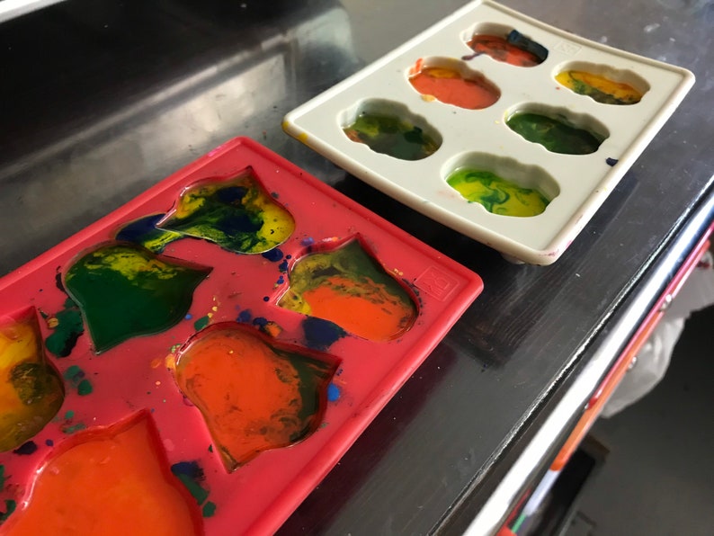 Bulk Crayons // Crayola Crayons // Crayon Melting Art // Etsy