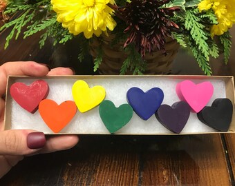 Girl Stocking Stuffer // Christmas Crayons // Kids Stocking Stuffer // Crayon Gift Boxes // Heart Crayons // Gifts Under 10 // Kids Art Gift