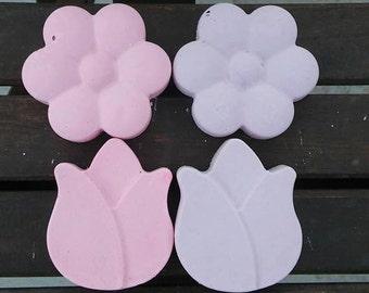 Sidewalk Chalk Flower FAVOR // Sidewalk Chalk Favor // Chalk Goodie Bag // Flower Pinata // Flower Chalk // Flower Party Bags