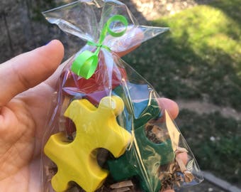 Puzzle PARTY FAVOR Crayons // Autism Awareness Crayons // Puzzle Piece Crayon // Puzzle Favors // Art Party Favor // Crayon Favors