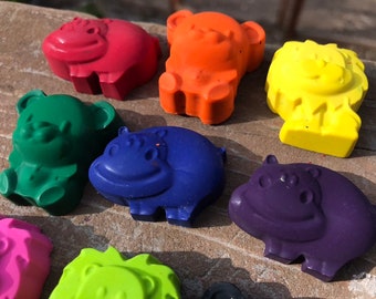 Kids Animal Crayons // Animal Crayons // Zoo Gift Bags // Animal Birthday Party // Circus Party Favors // Party Favor Bags