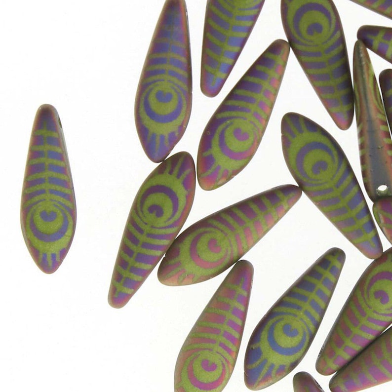 Matte Laser Wing Daggers, 5 x 16mm, 1 hole, 25 pieces Wasabi Green Eye