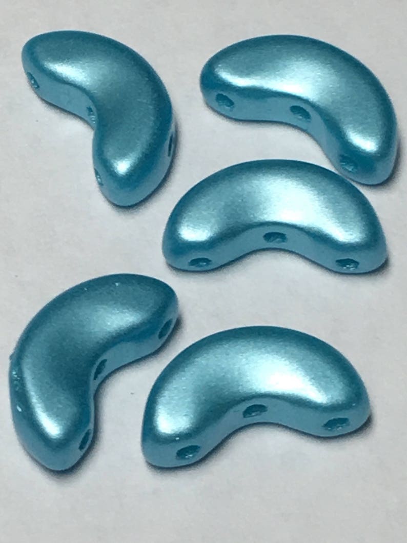 pastel aqua 30 Arcos Par Puca 5 x 10mm 3 holes