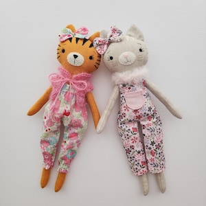 Deer Darling Dolls Stuffed Toy Tutorial Beginner Friendly Sewing Cat Lover Gift Pattern Children's Room Decor DIY Beginner Sewing Pattern Easy Sewing Tutorial PDF Sewing Pattern