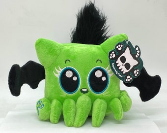 Cathulhu Reawakened HP Lovecraft plush kitty by Squaredy Cats, a spoopy good gift