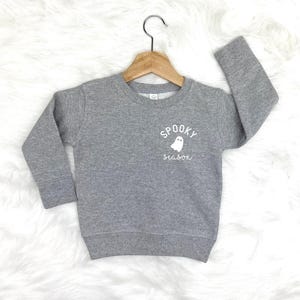 Sudadera de temporada espeluznante, sudadera de cuello redondo, sudadera espeluznante, Halloween, fantasma, negro, PSL, otoño de calabaza, lindo y aterrador, camiseta de otoño imagen 7