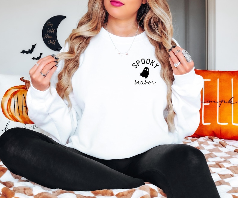 Sudadera de temporada espeluznante, sudadera de cuello redondo, sudadera espeluznante, Halloween, fantasma, negro, PSL, otoño de calabaza, lindo y aterrador, camiseta de otoño imagen 10