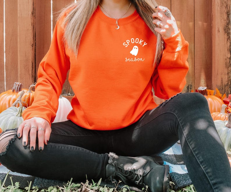 Sudadera de temporada espeluznante, sudadera de cuello redondo, sudadera espeluznante, Halloween, fantasma, negro, PSL, otoño de calabaza, lindo y aterrador, camiseta de otoño imagen 3